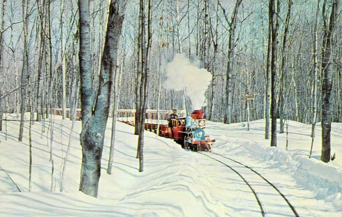 Silver Lake Express - Old Postcard View Of Cp Huntington Train (newer photo)
